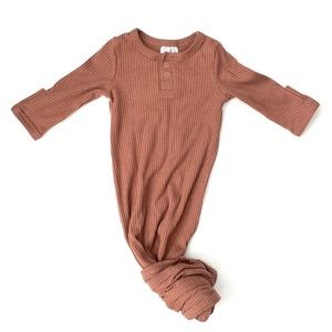 Mebie Baby Rust Bamboo Knot Gown for Baby Unisex